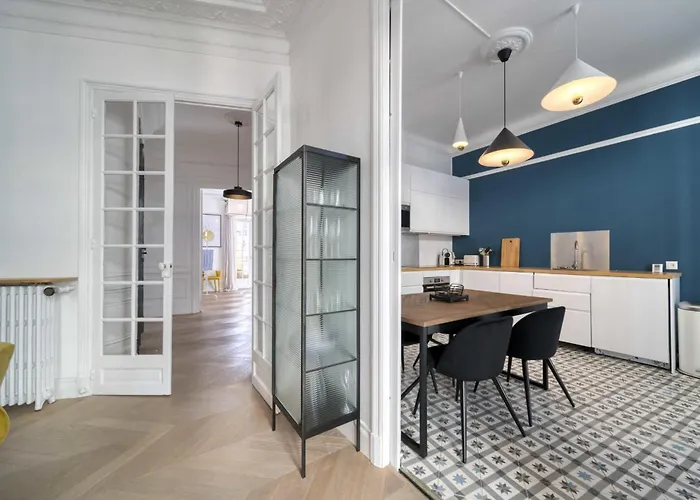 Ref 1412 - Center - For Rent Cannes