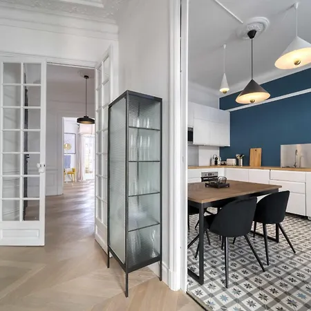 Ref 1412 - Center - For Rent Κάννες