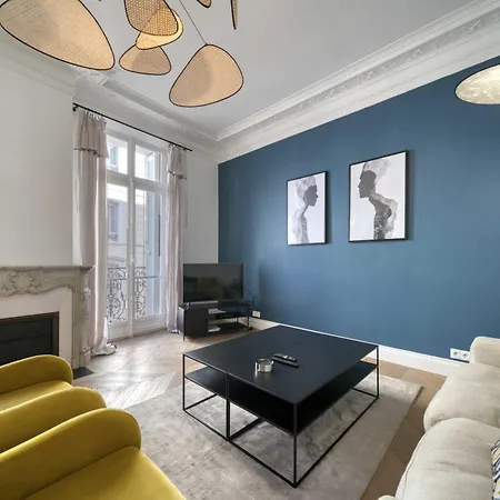 Ref 1412 - Center - For Rent * Cannes